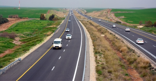 תחבורה בכביש מהיר