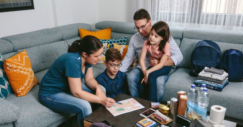 איך בוחרים מעטפת אטרקציות לאירועים מוצלחים המדריך הפרקטי שמרים את הרף
